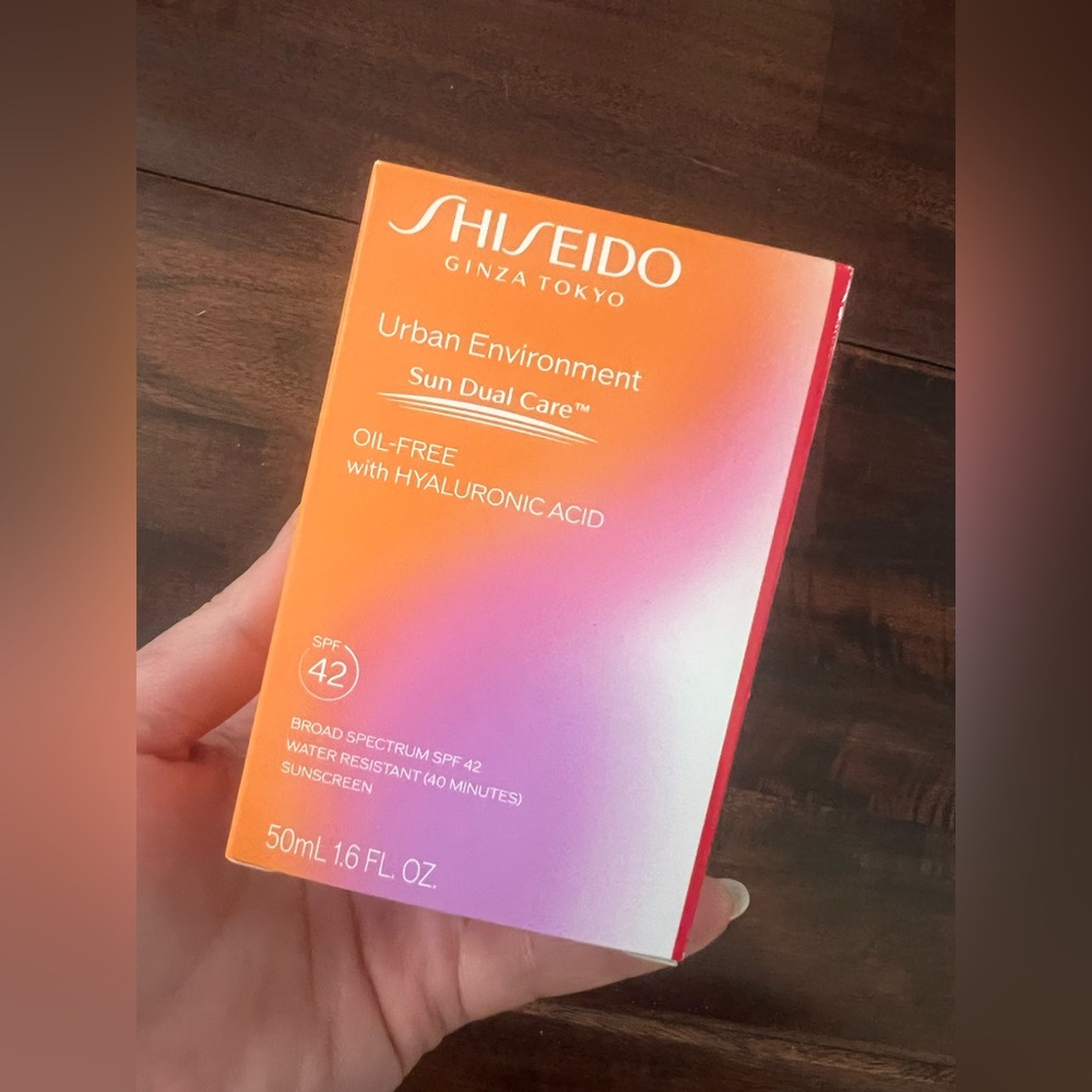 Shiseido Urban Environment Sun Dual Care Oil-Free with Hyaluronic Acid